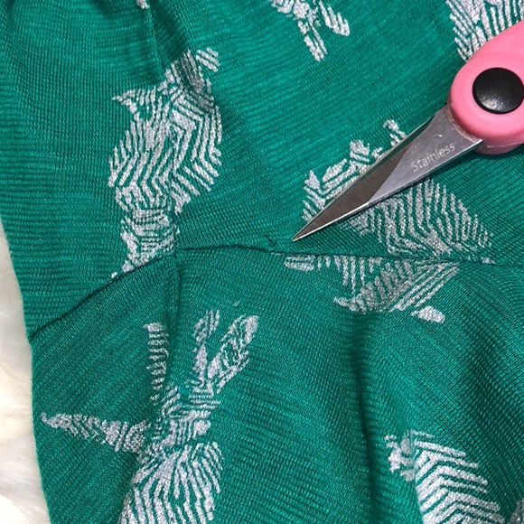 ANTHROPOLOGIE Creature Comforts Green Rabbit Tee - Picture 4 of 5